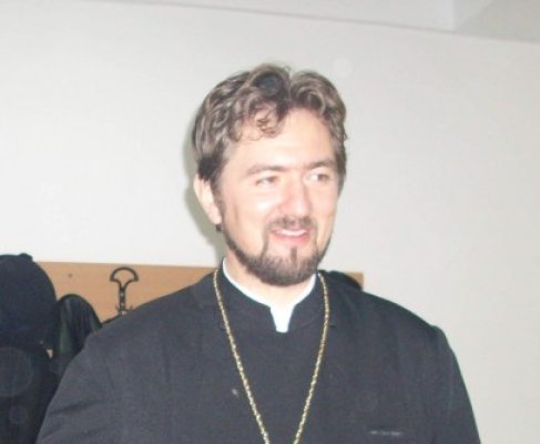 Preotul Vaseliu, ales în comitetul de organizare al Asociaţiei Capelanilor
